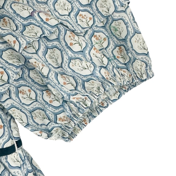 Hyacinth House Rosaleigh Blue Trellis Floral Blouse Tuckernuck Size S - Picture 7 of 14